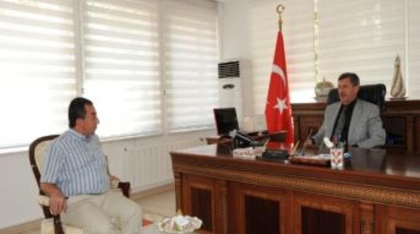 Ngev Genel M&uuml;d&uuml;r&uuml; Mehmet D&uuml;ver, Vali Yılmaz'ı Ziyaret Etti