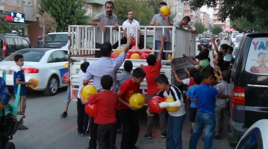 Oyuncak Silaha Karşılık Top