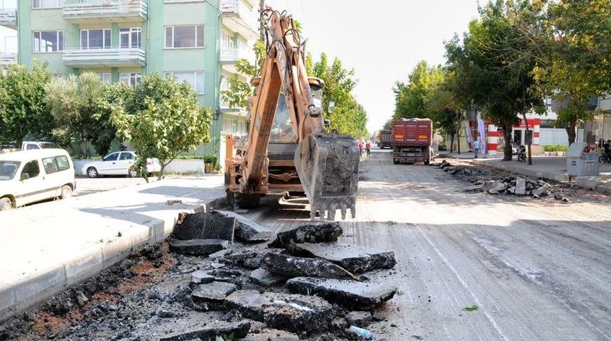 Asfaltlama &Ccedil;alışmaları Devam Ediyor