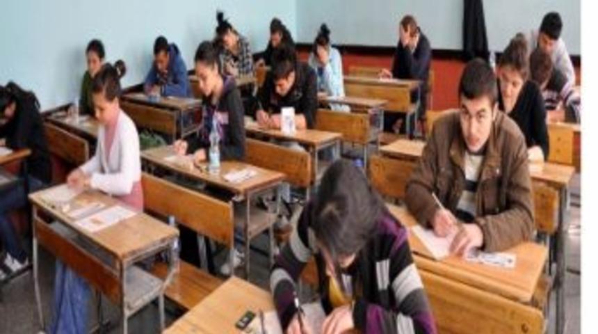 A&ccedil;ık &Ouml;ğretim Liselerine Ek Sınav Hakkı Verildi