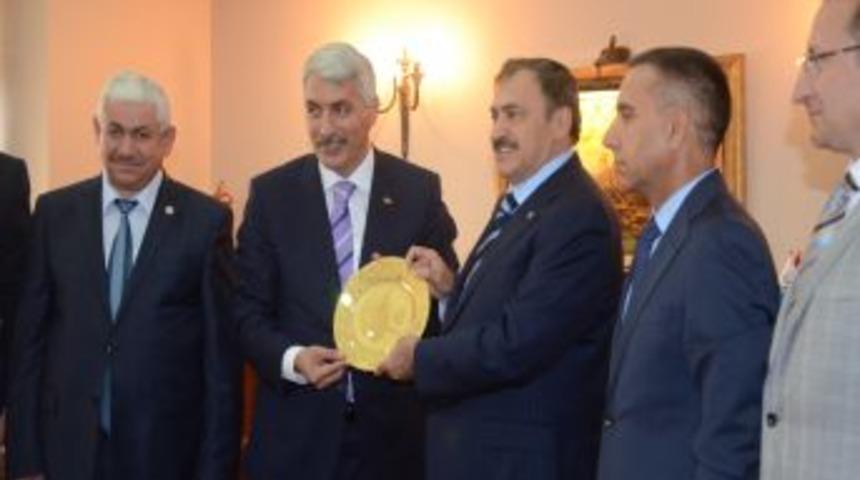 Bakan Eroğlu: Besmelesiz Başladığım Işler Zamanında Bitmiyor