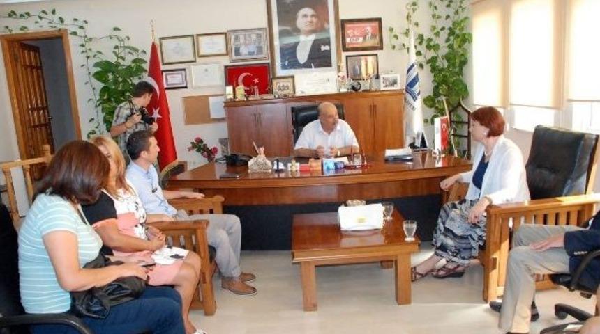 Tbmm Başkanvekili G&uuml;ldal Mumcu&rsquo;dan Didim Belediyesine Ziyaret..