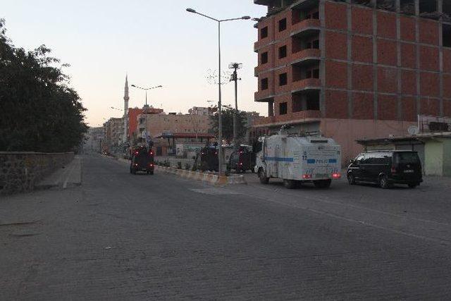 Cizre’de İzinsiz Gösteriye Polisten Müdahale