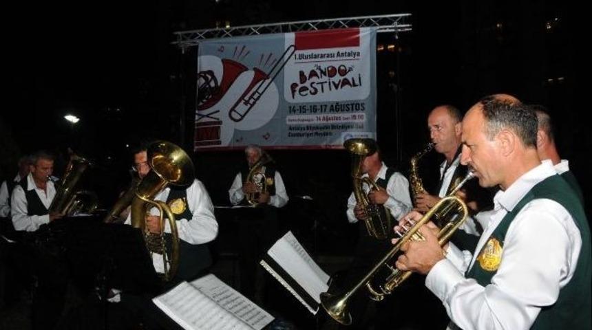 Bando Festivali Kapsamında Konserler Devam Ediyor