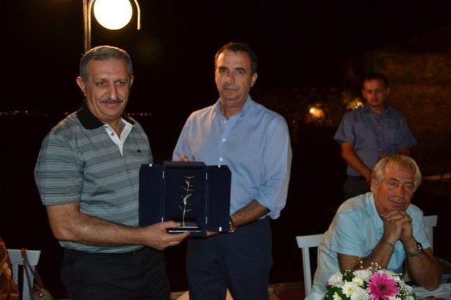 Ato Y&ouml;netiminden Kaymakam Nalbanta Veda Yemeği 1