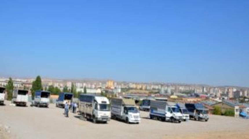 Adak Kurbanlıklar I&ccedil;in Pazar Kuruldu