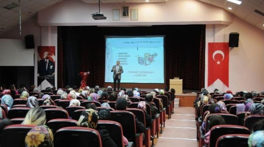 Ke&ccedil;i&ouml;ren Belediyesi Ailelere &Uuml;cretsiz Hizmetler Veriyor