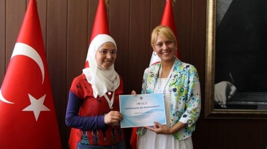 &Ccedil;om&uuml; T&uuml;rk&ccedil;e Yaz Okulu&rsquo;nda Sertifika Heyecanı