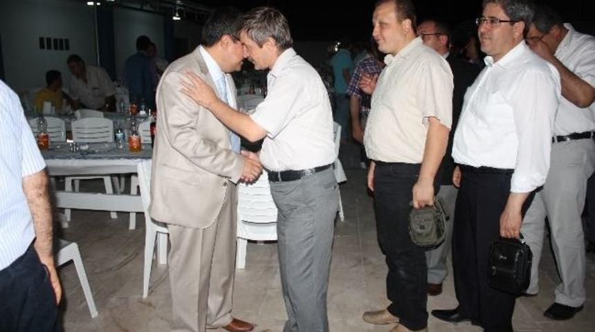 Osmaneli Kaymakamı Ada&rsquo;ya Veda Yemeği