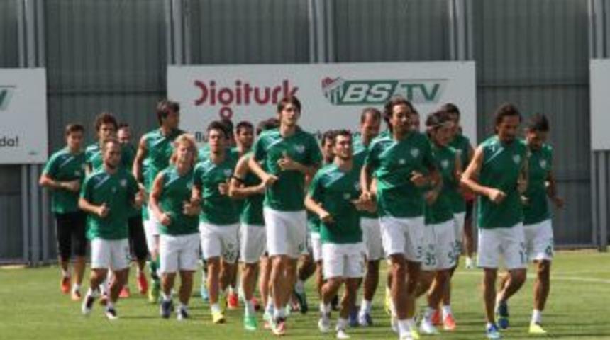 Bursaspor, Eskişehirspor'a Bileniyor
