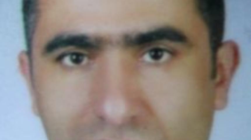 &Ouml;ğretmen Denizde Boğuldu