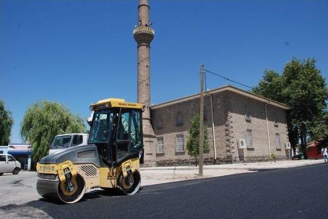 Nazımbey'de Yol Yenileme Ve Düzenleme Çalışması