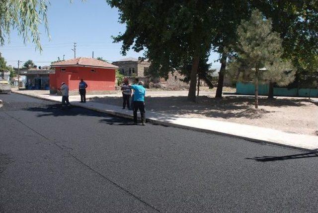 Nazımbey'de Yol Yenileme Ve Düzenleme Çalışması