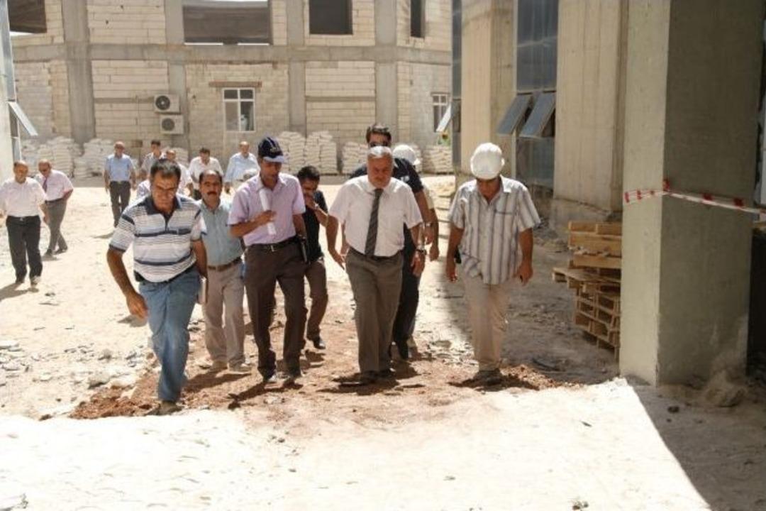 Bitmeyen Hastane İnşaattında İnceleme