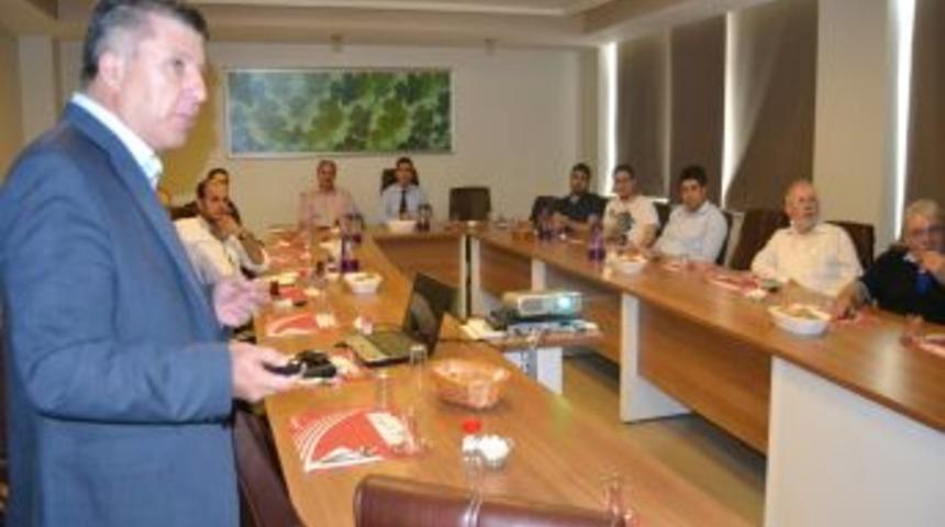 Prof. Dr. Tayyar: T&uuml;rkiye Helal Gıda Pazarının Lider &Uuml;lkesi Olabilir