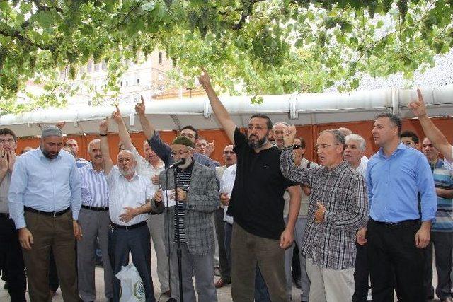 Mısır’da Hayatını Kaybedenler İçin Gıyabi Cenaze Namazı