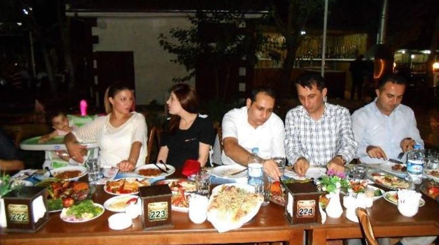 Kaymakam Karabektaş&rsquo;a Veda Yemeği