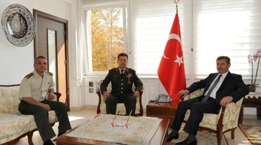 Tuğgeneral Yılmaz, K&uuml;tahya'da