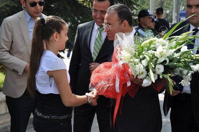 Başbakan Yardımcısı Bekir Bozdağ: