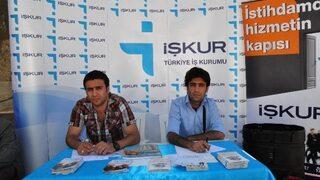 Çalışma Ve İş Kurumu İl Müdürlüğü Hizan'da Stand Açtı