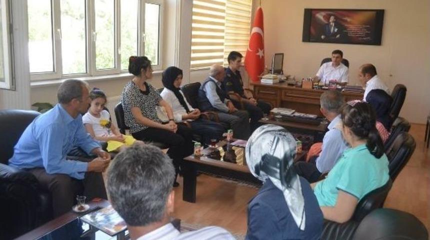 Sbs Ve Lys&rsquo;de Başarılı &Ouml;ğrencilere &Ouml;d&uuml;l Verildi