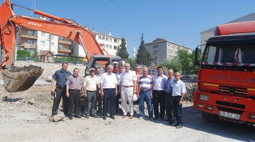Orhaneli'nde Katlı Otoparkın Temeli Atıldı