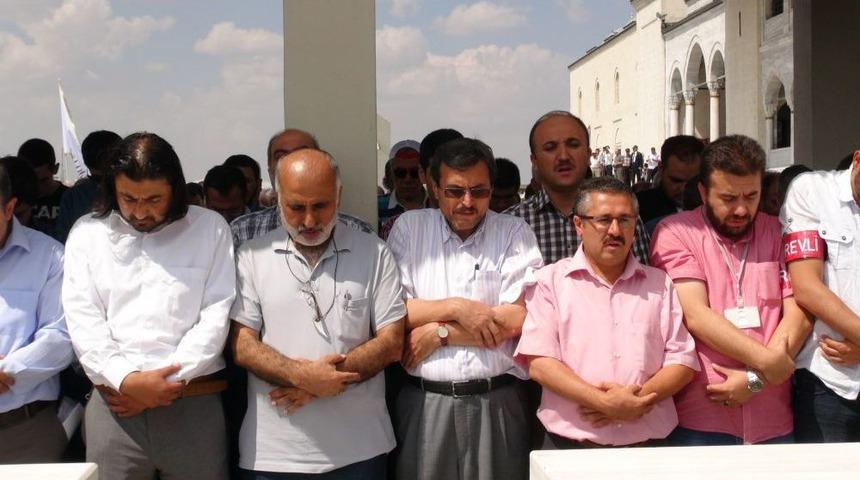 Ankara'da Binlerce Kişi Mısır'daki Kardeşleri I&ccedil;in Saf Tuttu