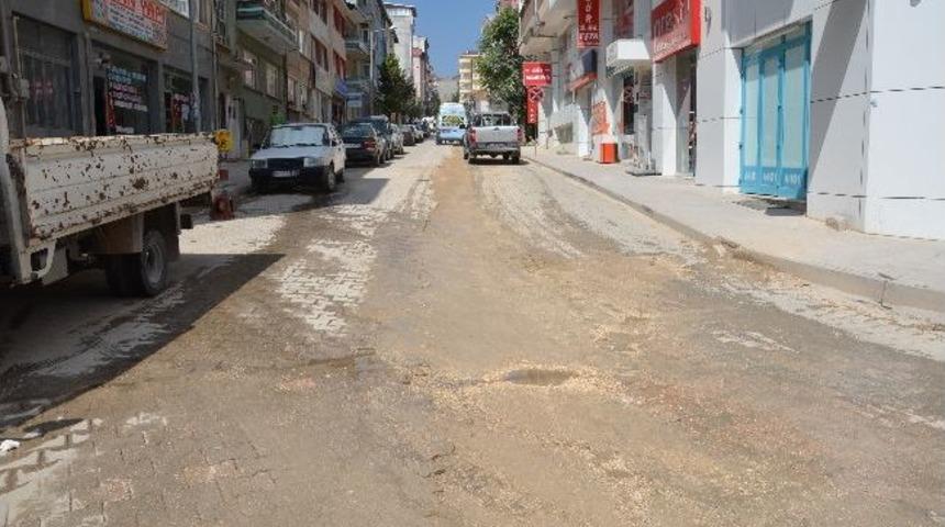 Bilecik'te Bozulan Cadde Ve Sokaklar Onarılıyor