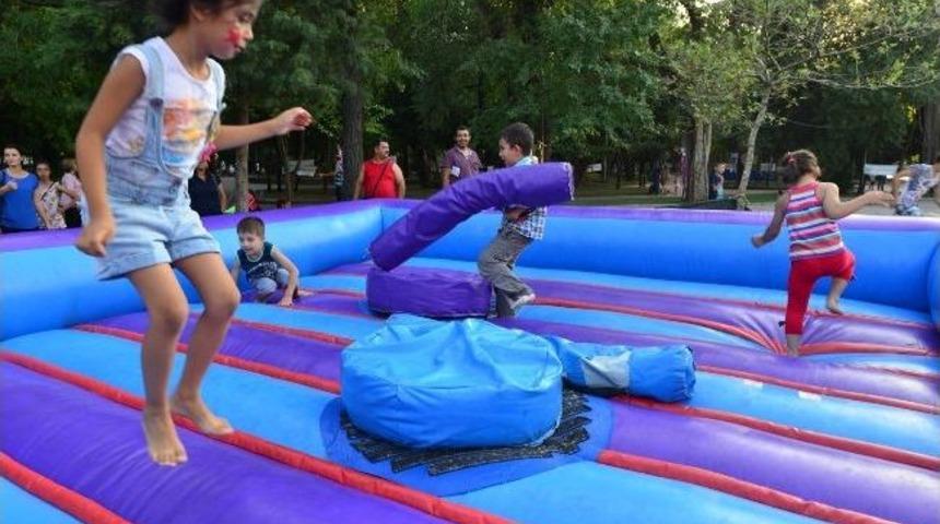 Festivalde &Ccedil;ocuklarda Unutulmadı