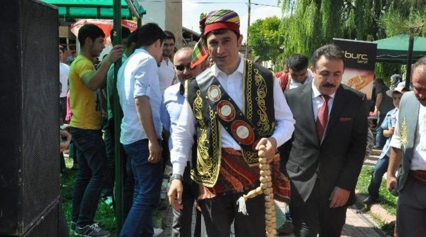 En G&uuml;zel Buzağı Yarışması Yapıldı