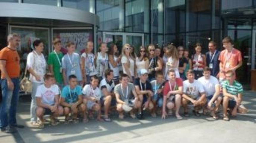 Yabancı Dans Grupları Piazza&rsquo;da