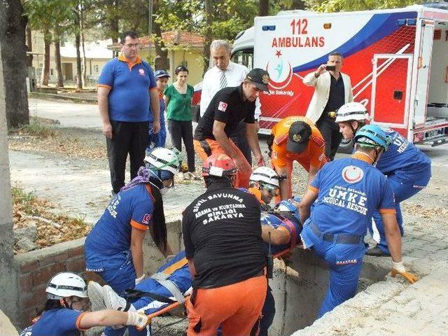 Umke’den Gerçeği Aratmıyacak Deprem Tatbikatı