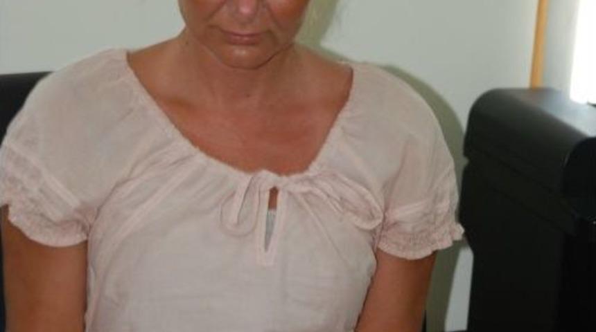 Ezan sesinden etkilenip M&uuml;sl&uuml;man oldu