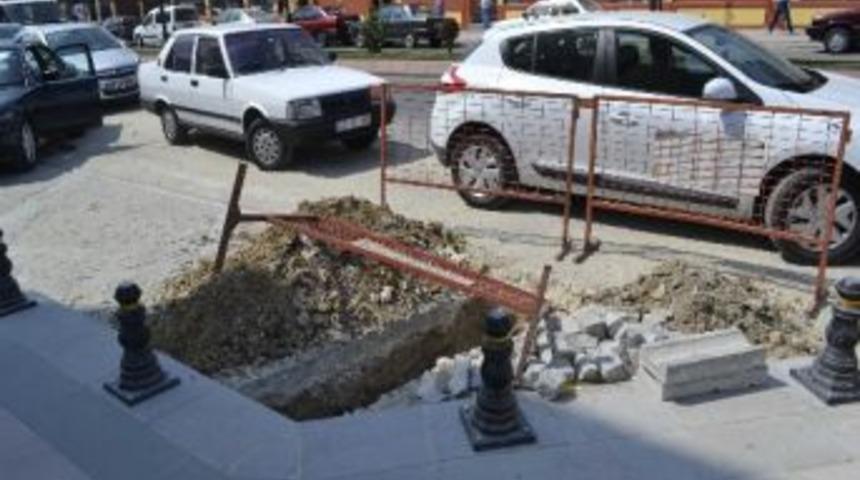 Yer Altı &Ccedil;&ouml;p Konteynırları Geliyor