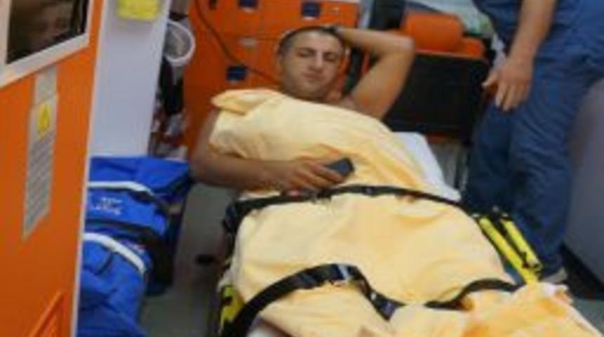 Kurtk&ouml;y'de Silahlı &Ccedil;atışma: 1 Polis Ve 1 Saldırgan Yaralandı