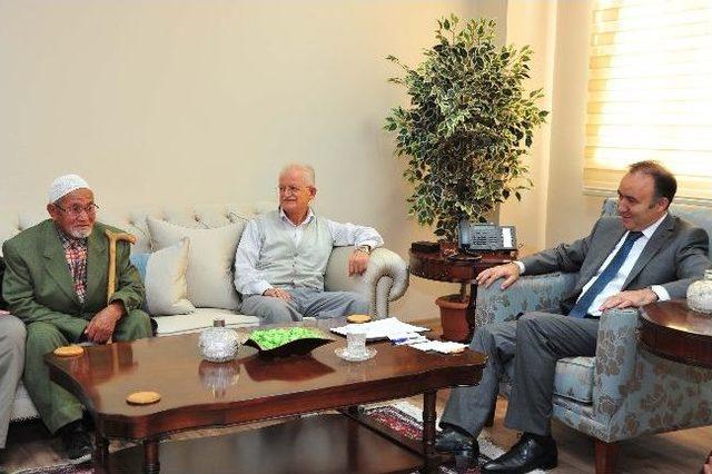 Vali Altıparmak, Afganistanlı Mirza Hüseyin Nazari yi Ağırladı 1