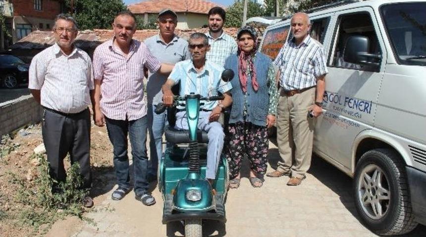 Beyşehir&rsquo;de Y&uuml;z G&uuml;ld&uuml;ren Ak&uuml;l&uuml; Arabalar