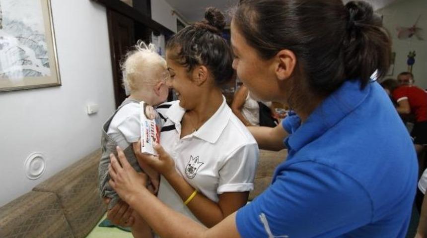 İzmirli Kızlar Gönüllerin De Şampiyonu Oldu