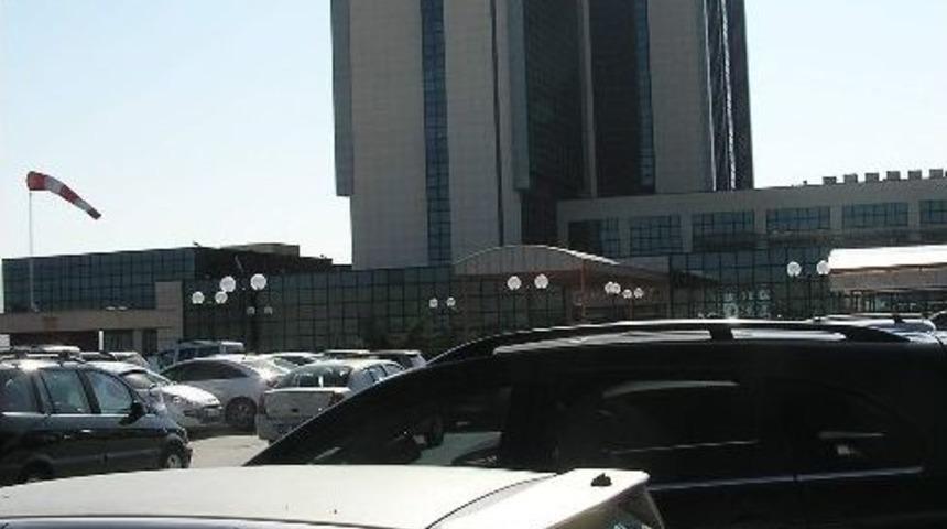 Turgut &Ouml;zal Tıp Merkezi&rsquo;nde Hasta Patlaması