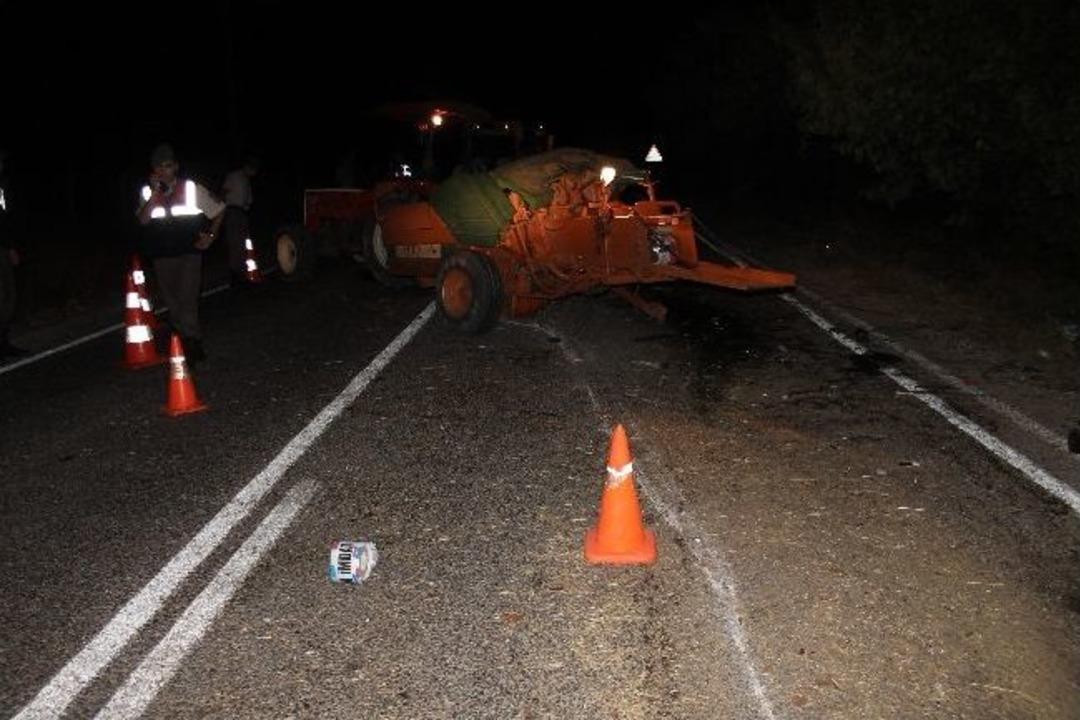 Bayrami&ccedil;&rsquo;te Trafik Kazası: 3 Yaralı