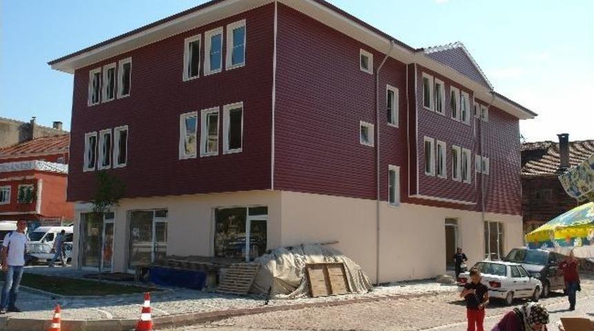 İnebolu'da Yurt Sorunu &Ccedil;&ouml;z&uuml;me Ulaşıyor