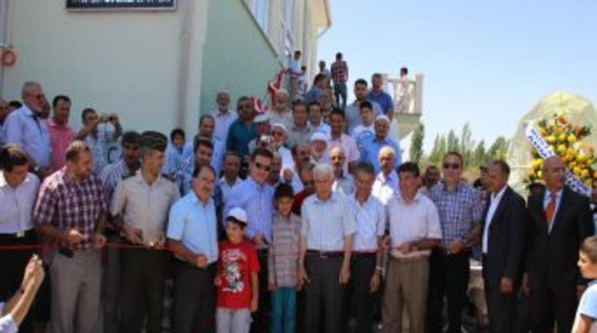 Hayırsever Işadamından Bin Kişi Kapasiteli Cami