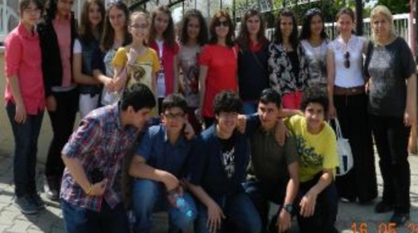 Vize Cumhuriyet Ortaokulu B&uuml;y&uuml;k Başarıya İmza Attı