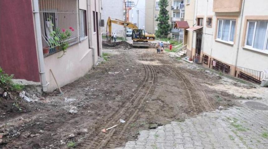 Giresun Belediyesi Alt Yapı Yenileme &Ccedil;alışmalarına Devam Ediyor
