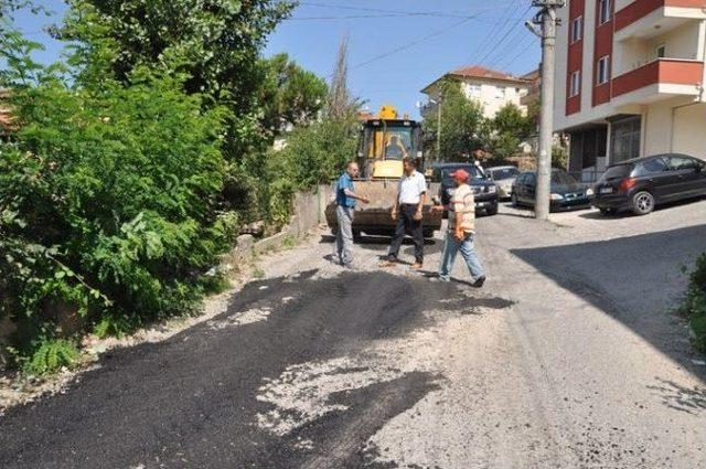 Alaplı’da Bozuk Yollar Rotmiks Kaplanıyor