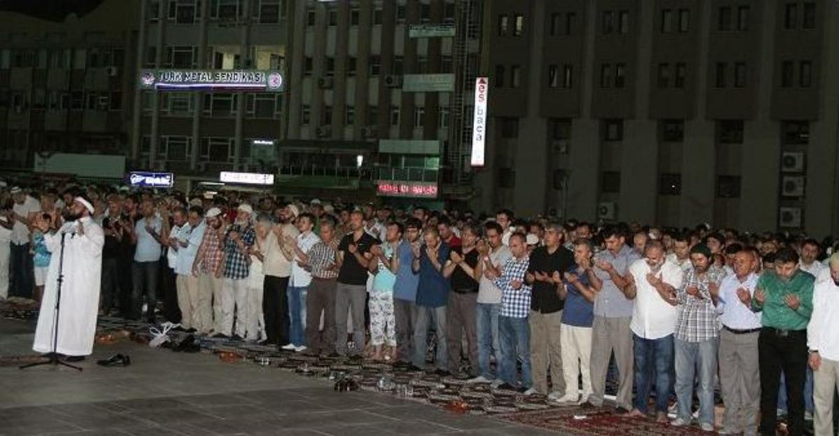 Sakaryalılar Mısır Halkının Yanında