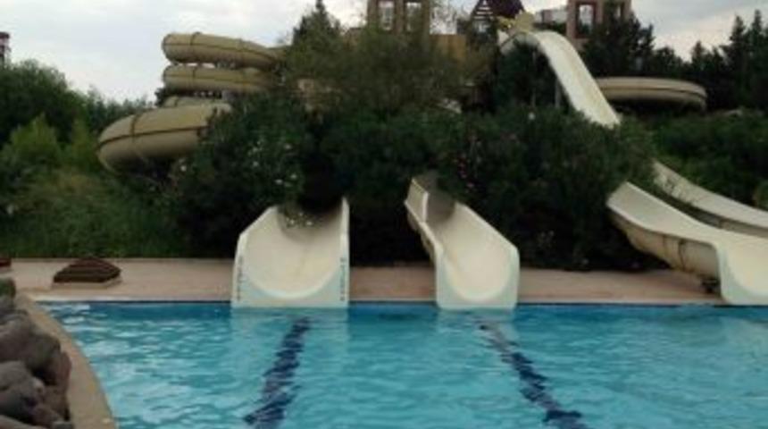 Havuzda Boğulan K&uuml;&ccedil;&uuml;k Kızın Otopsisi Yapıldı