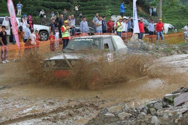 'offroad Yarışları' Nefes Kesti