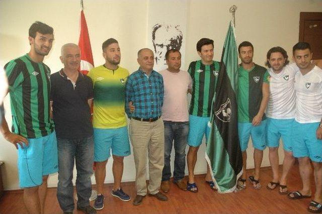 Denizlispor’da İmza Şov