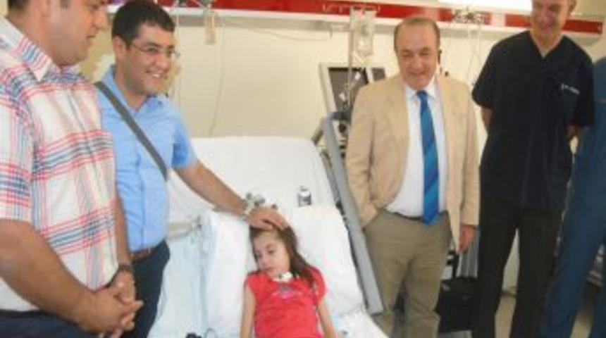 8 Yaşındaki Songül 'Ondine'nin Laneti'ni yendi, dünyada ilk oldu